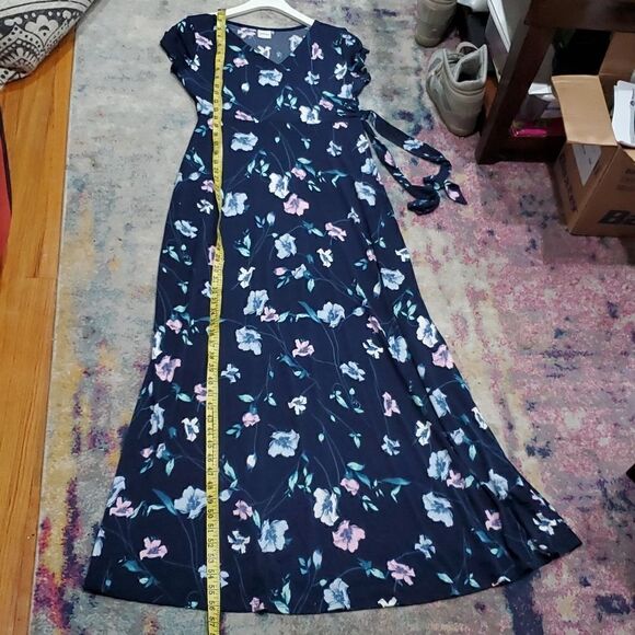 Kaileigh Maternity Dress Maxi Length in Floral Print Size S - Picture 4 of 7